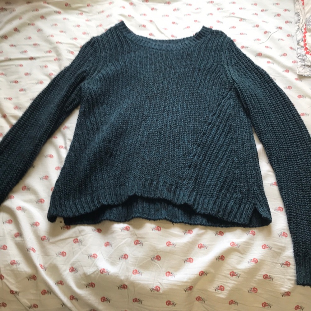 Gap sweater